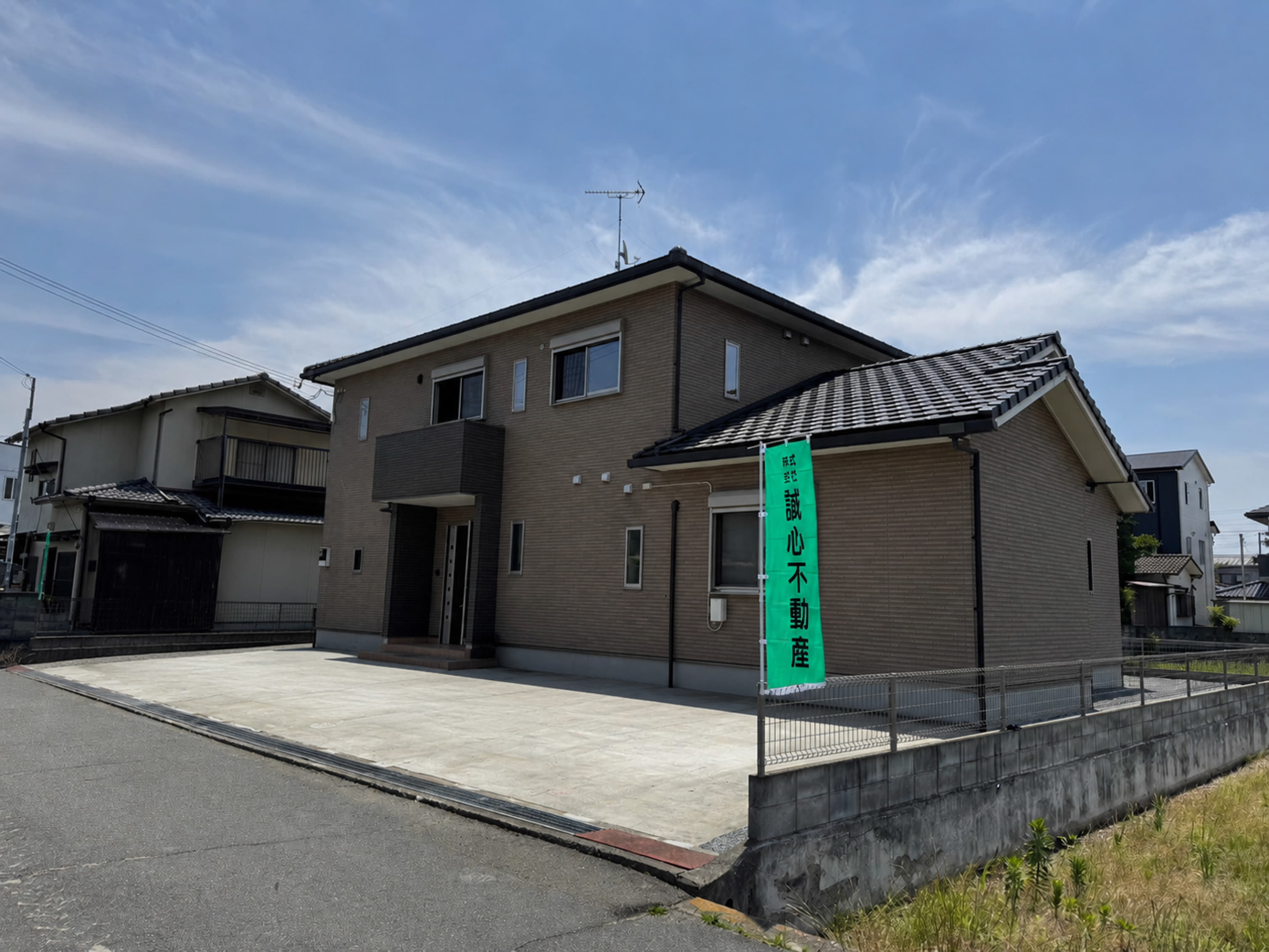 【補助金対象の可能性あり】駐車場6台・8LDKの築浅住宅!たつの市揖保川町新在家で叶える二世帯・子育て世帯の理想の暮らし