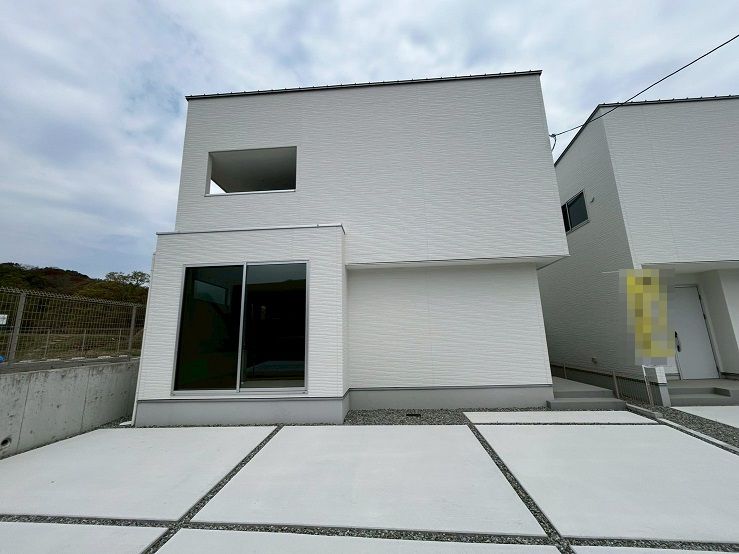 姫路市上大野　全2区画【2号棟】　LDK広々19.5帖！ゆとりある8帖のお部屋♪広々バルコニー♪収納たっぷり脱衣室♪シューズインクローゼットなど収納も充実しています♪