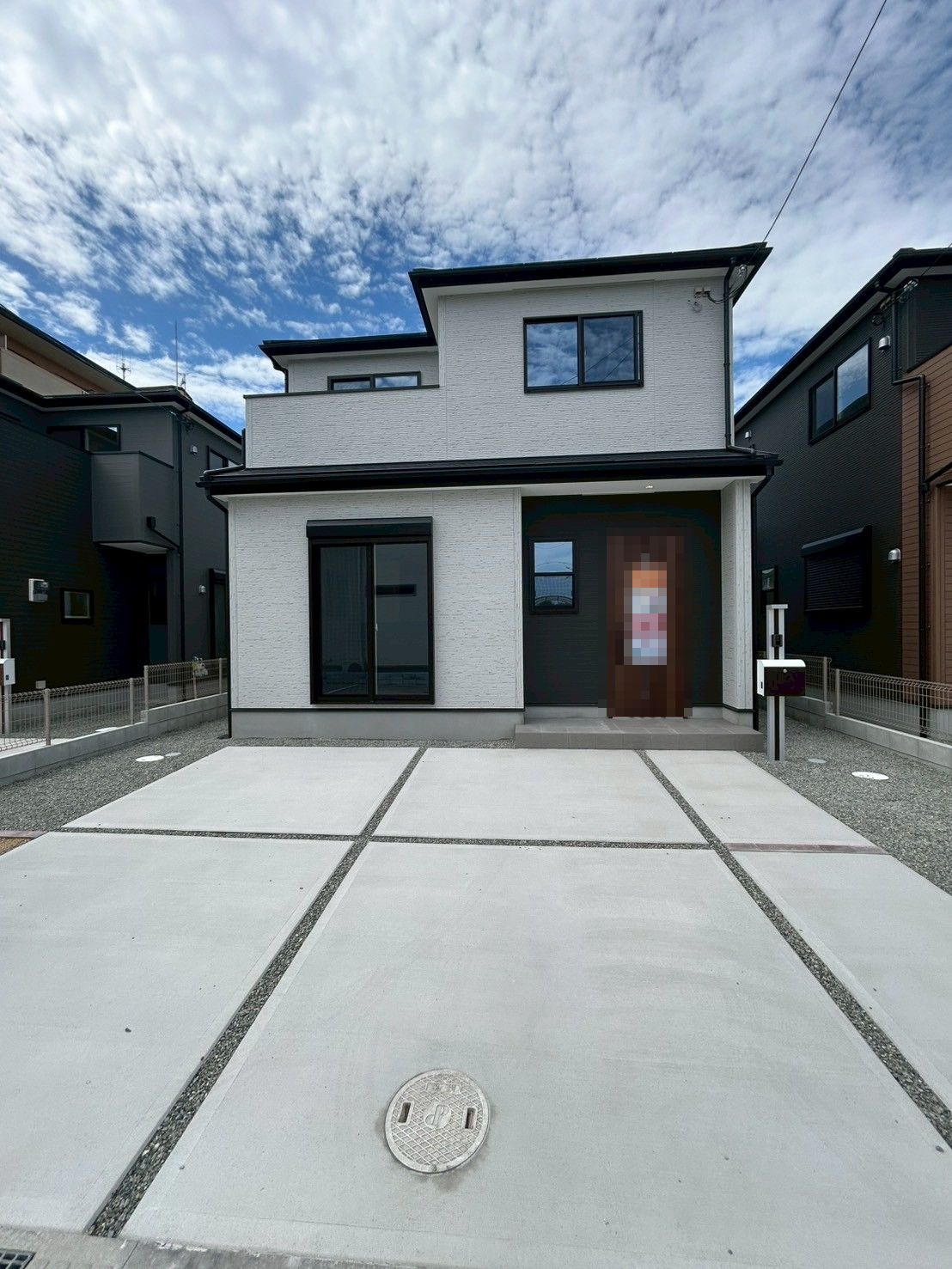 姫路市第１網干区坂上　全5区画【3号棟】山陽電鉄網干『網干』駅　徒歩21分♪旭陽小学校まで徒歩４分♪土間収納あり♪南向きバルコニーで日当たり・通風良好♪駐車スペース並列2台可（※車種による）♪