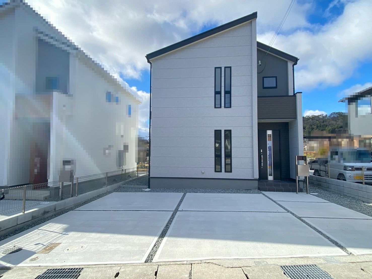 姫路市上大野4期　全3区画【1号棟】山陽本線「姫路」駅　バス24分・神姫バス　「姫路獨協大学」停　徒歩4分♪2つの広々クローゼットでたっぷり収納♪スペースを有効活用で片付け上手に♪ランドリールーム・インナーバルコニー付きで雨の日も安心♪