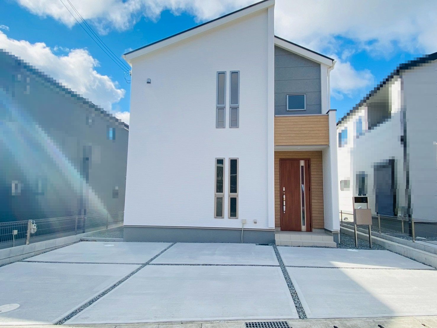 姫路市上大野4期　全3区画【2号棟】山陽本線「姫路」駅　バス24分・神姫バス　「姫路獨協大学」停　徒歩4分♪広々クローゼットとパントリーでたっぷり収納♪スペースを有効活用で片付け上手に♪ランドリールーム・インナーバルコニー付きで雨の日も安心♪