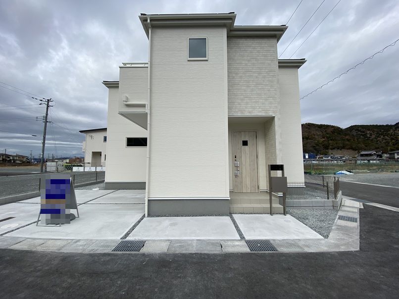 姫路市広畑区才8期　全2区画【2号棟】山陽本線「はりま勝原」駅　徒歩19分♪3LDK＋ファミリークローゼットで広々快適空間♪各洋室に収納付きでお片付け上手に♪スーパーやコンビニも近く便利な周辺環境です♪