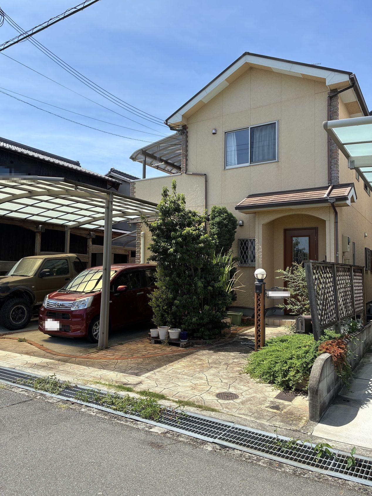 姫路市勝原区大谷　ゆったり18帖のLDKが魅力のオール電化住宅です！駐車スペースは2台分を確保し、カーポート付きで雨の日も快適♪生活施設も揃い日々の暮らしがスムーズに過ごせます。