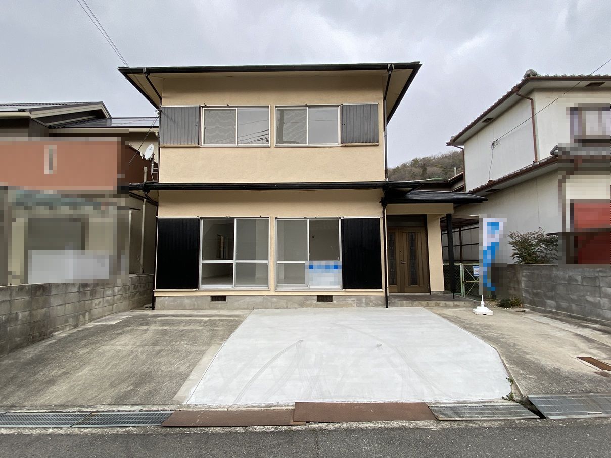 姫路市広畑区蒲田 　LDK26.87帖の広々リフォーム住宅♪外壁屋根塗装、水回り設備新品♪駐車スペース2台有♪スーパー・コンビニ・薬局　徒歩15分以内で過ごしやすい環境です♪